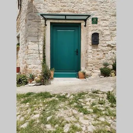 Casa Porta Holiday home Bale